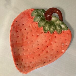 Sap Trading -Glazed Ceramic Strawberry Serving Dish/Platter